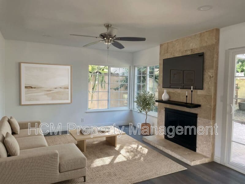 Irvine House: 3651 Claremont St