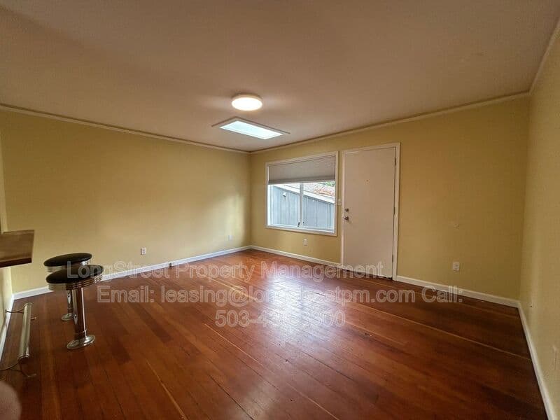 Portland House: 4819 NE 50th Pl