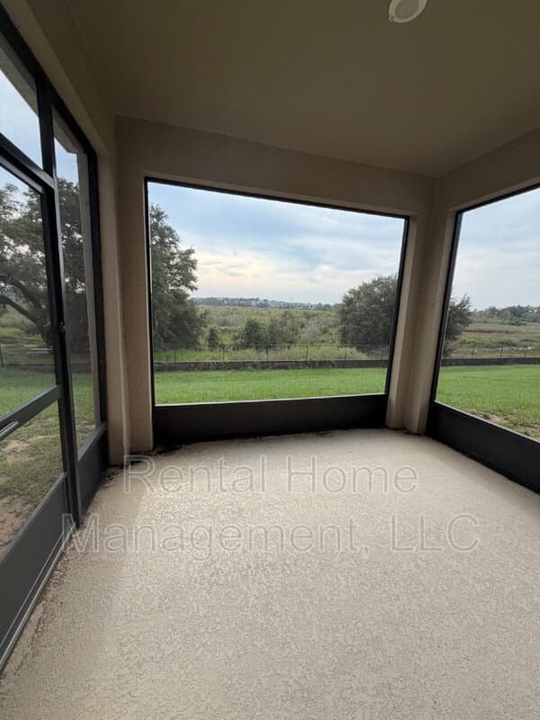 Groveland House: 645 Black Eagle Drive