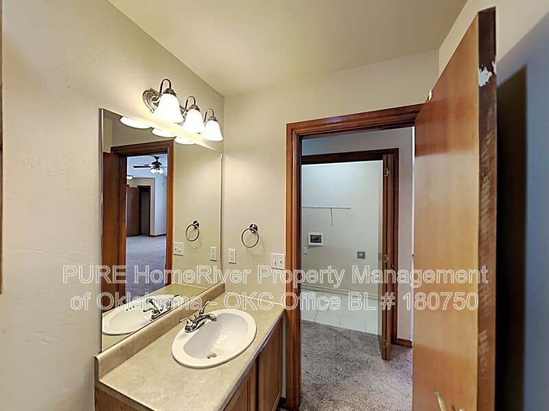Yukon Condo: 602 Garrison Ln