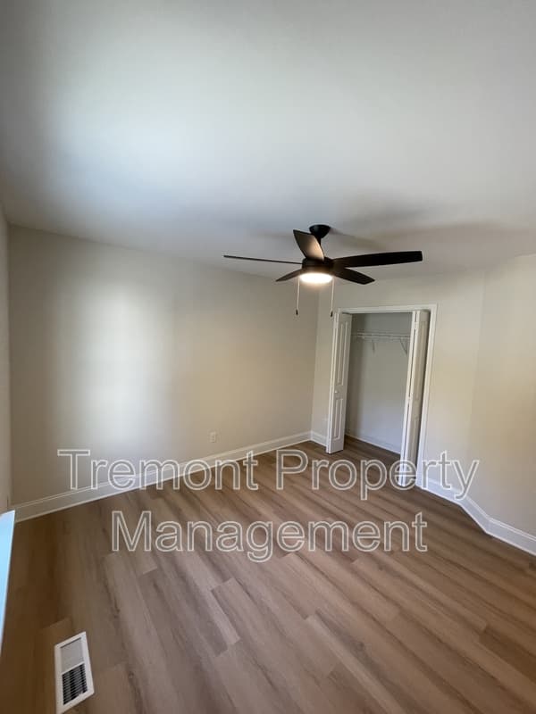 Chattanooga House: 2719 Orton Street A
