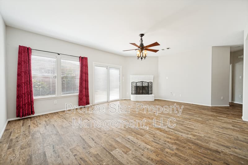 Little Elm House: 14501 Eaglemont Drive
