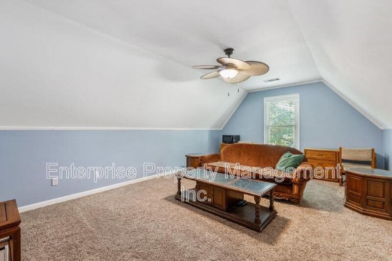 Collierville House: 10290 Shrewsbury Run Way