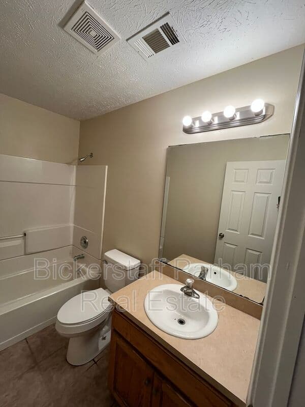 Columbus Condo: 1346 Buena Vista Road