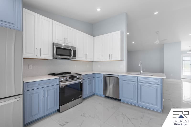 Palm Coast House: 10 Llovera Pl