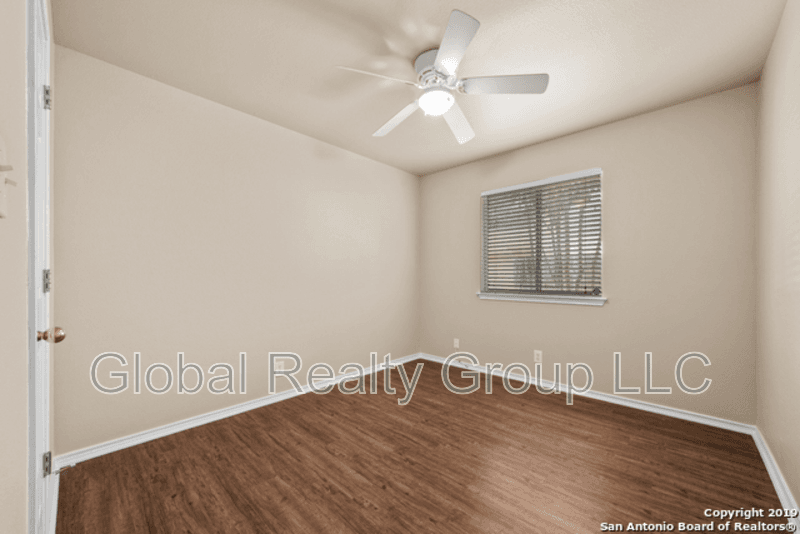 Converse House: 9815 Autumn Pl