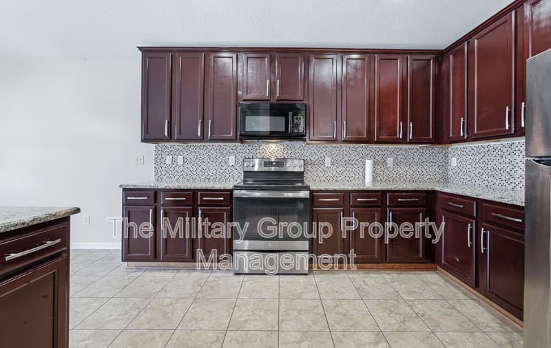 Orange Park House: 1059 Maple Lane