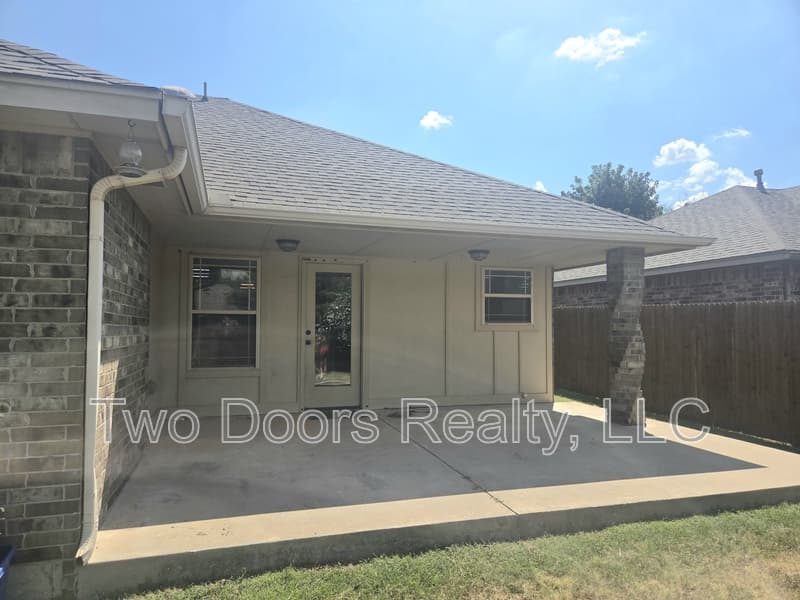 Yukon House: 3217 Tenkiller Crt.