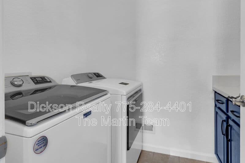 Sparks House: 1165 Harbour Cove Court