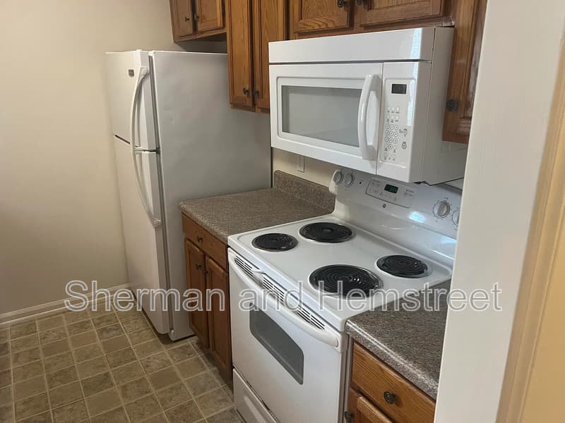 North Augusta House: 301 West Clifton Avenue