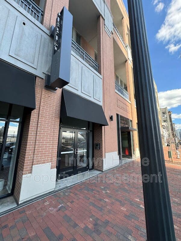 Atlanta Condo: 260 18th St NW