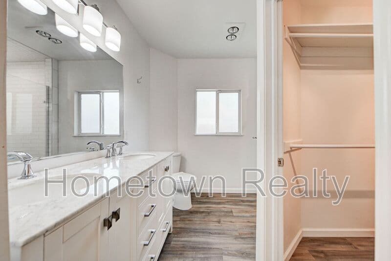 Oklahoma City House: 917 NW 31st Street