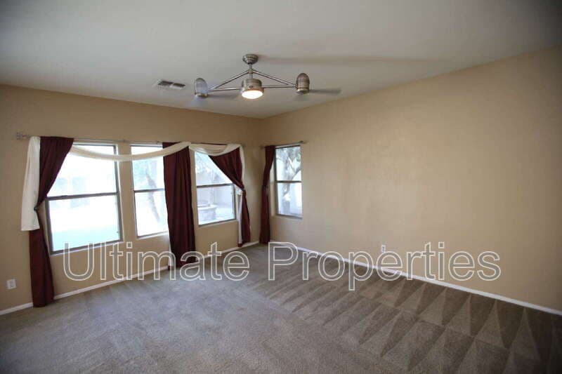 Glendale House: 6376 W Ruth Ave