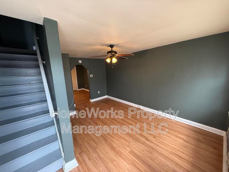 BALTIMORE Townhome: 3844 ELMLEY AVE