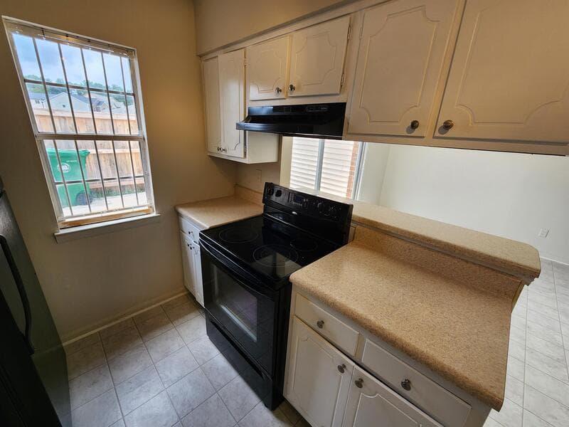 Decatur Condo: 3250 Strawberry Lane