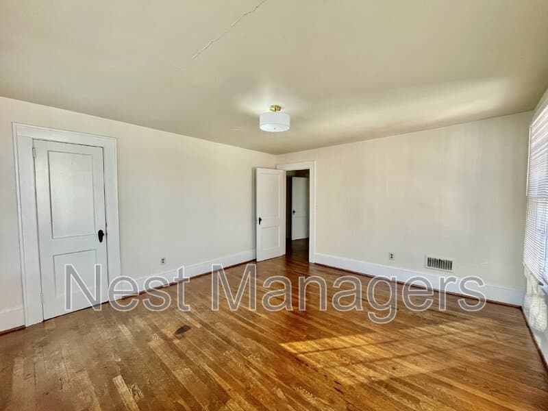 Fayetteville Condo: 117 Woodside Avenue
