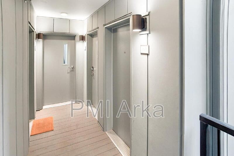 Seattle Condo: 750 11th Ave E