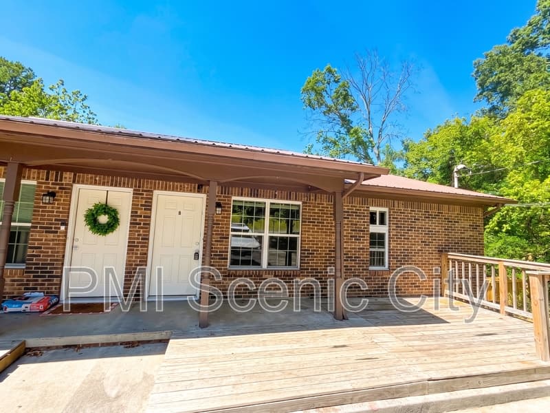 Cleveland Condo: 479 Old Federal Rd SE