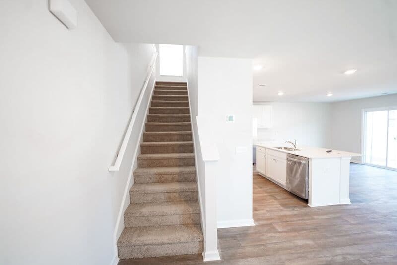 Savannah House: 112 Red Admiral Ln