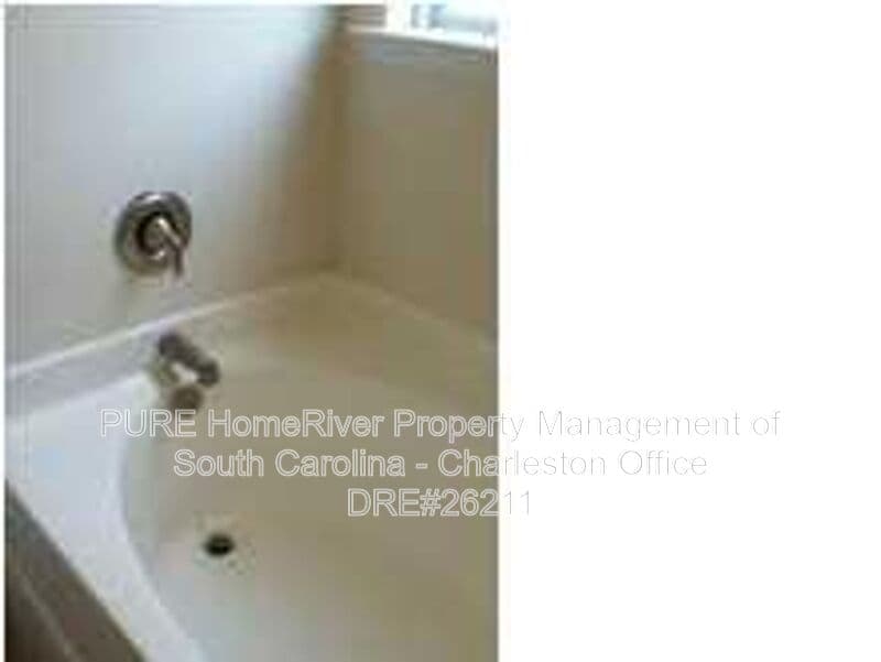 Mount Pleasant House: 2669 Lohr Dr