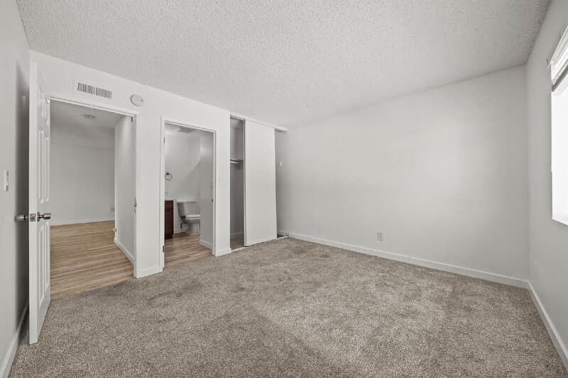 Spring Valley Condo: 9059 Harness Street