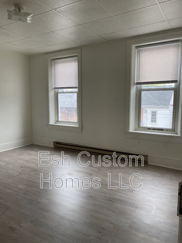 Columbia Condo: 30 North 2nd Street Apt B