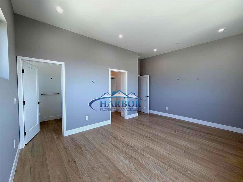 Torrance House: 2126 W 238th Street
