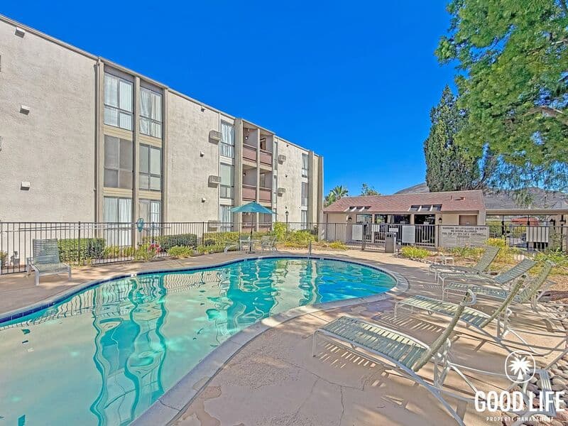 San Diego Condo: 6930 Hyde Park Drive