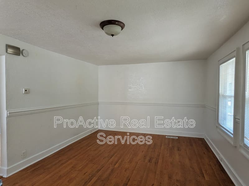 Norfolk House: 1412 Melrose Parkway