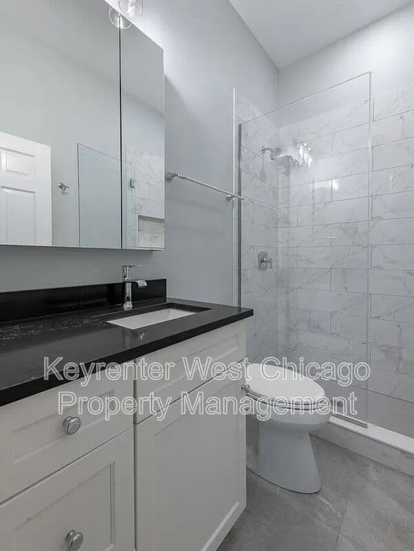 Chicago House: 3246 W. Fulton Blvd