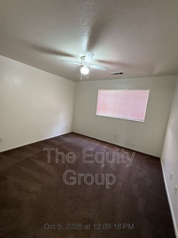 Tulare House: 1270 Tustin Circle