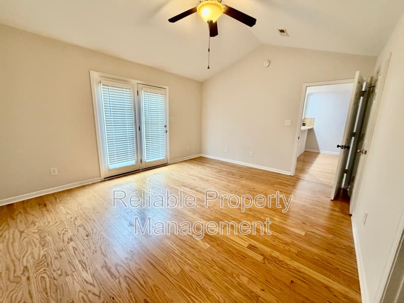 Clayton Townhome: 107 W Moss Creek Dr