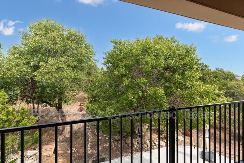 Leander House: 2031 Palos Verdes