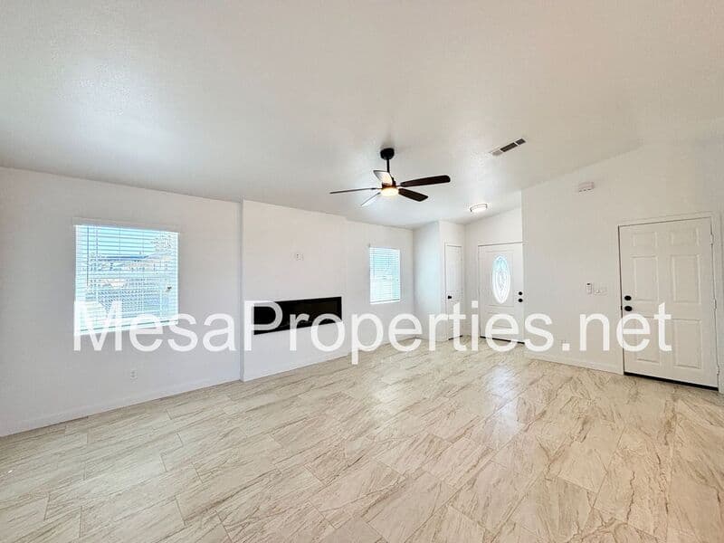 Phelan House: 13775 Schlitz Rd