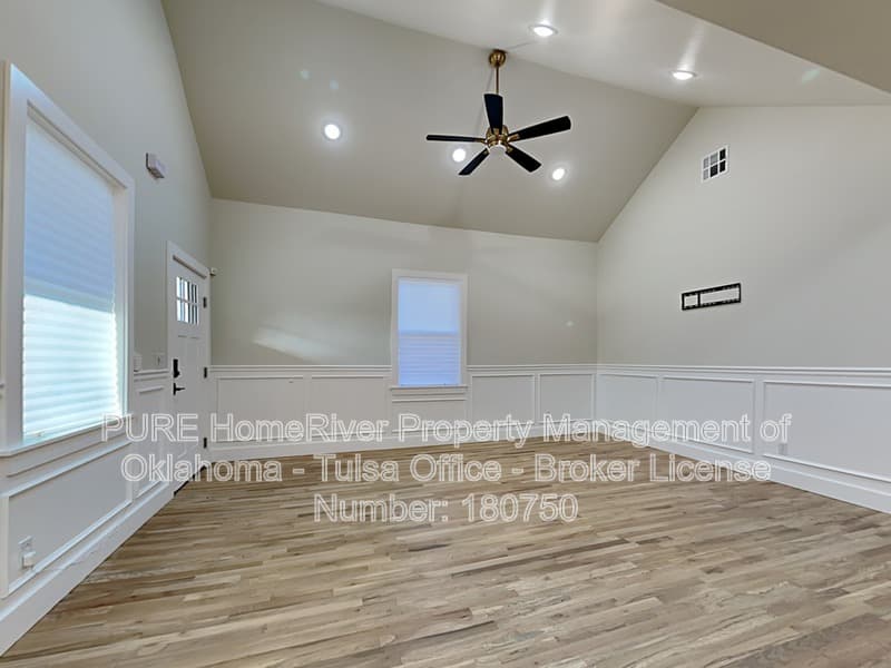 Tulsa House: 1305 S Carson Ave