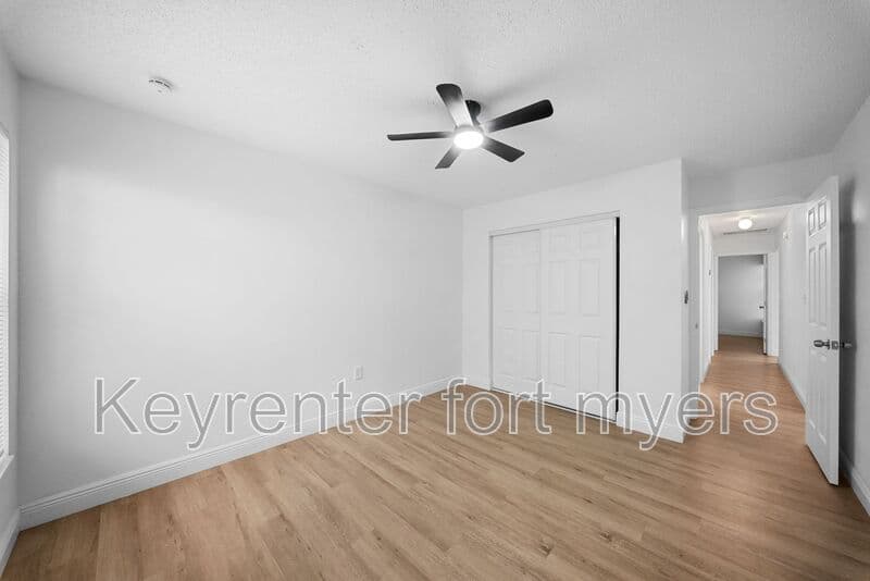Fort Myers House: 11370 SUMMERWINDS CT