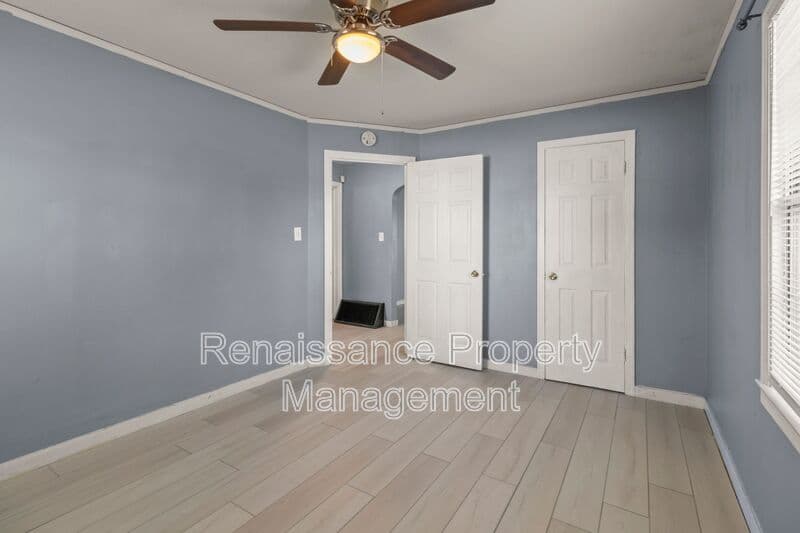 Stockton House: 2406 Telegraph Avenue