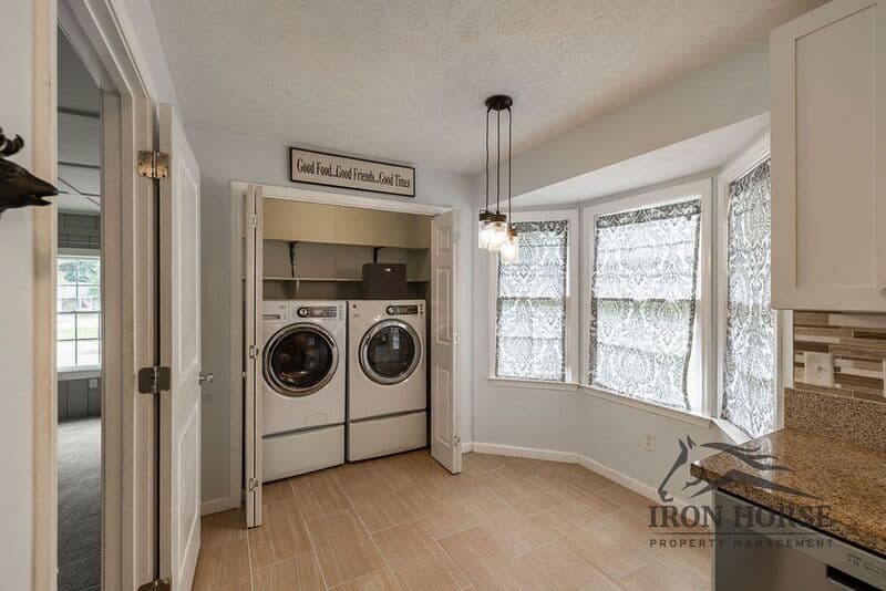 Watkinsville House: 1190 Arrowhead Road