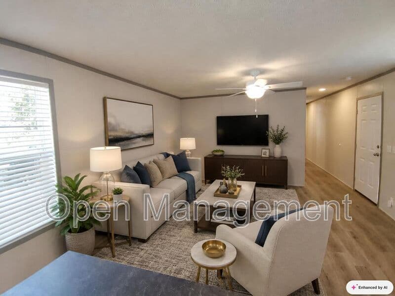 Scottsbluff House: 52 Marcus Drive