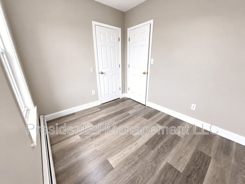 Hartford Condo: 258 Lawrence St