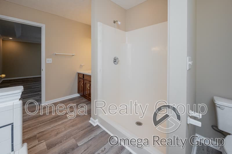 Oxford House: 6029 Shannon Brook Ln