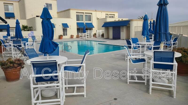 Huntington Beach Condo: 711 Pacific Coast Hwy