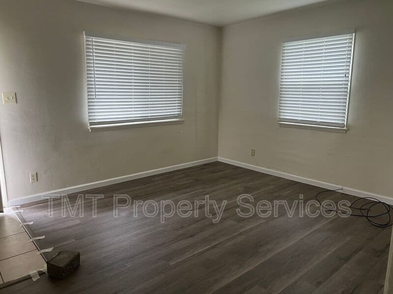 Morro Bay House: 450 Hillview Street