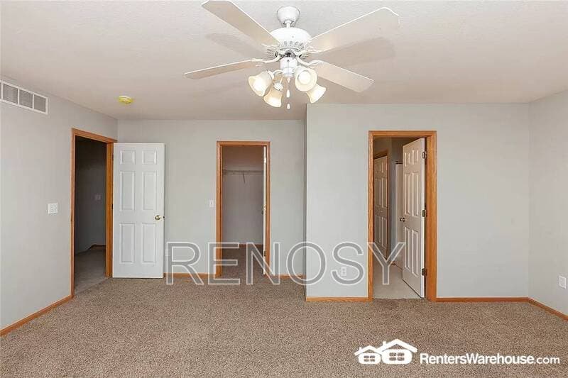 West Des Moines House: 7732 Beechtree Ln