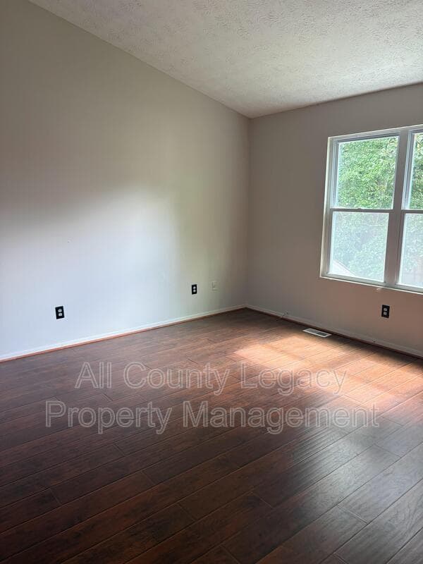 Stone Mountain Townhome: 5774 Wells Cir