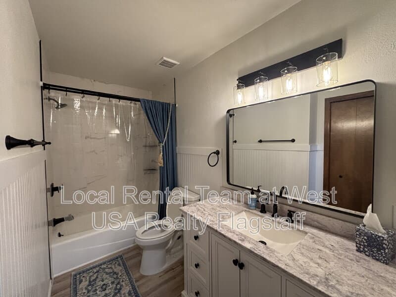 Flagstaff House: 2340 N Plateau Dr