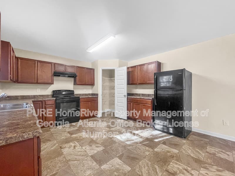 Dallas House: 253 Lantana Xing