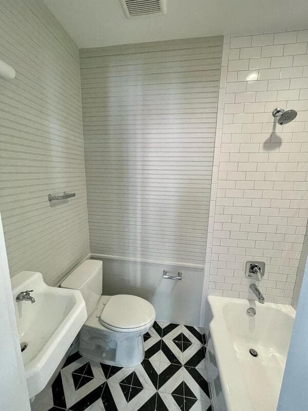 Savannah Condo: 114 West Anderson Street - C