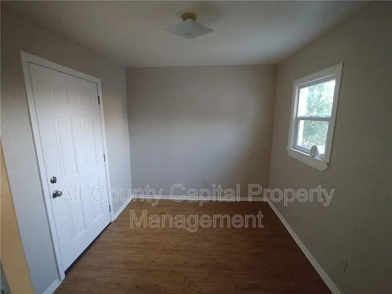 Austin House: 2014 Peoples St