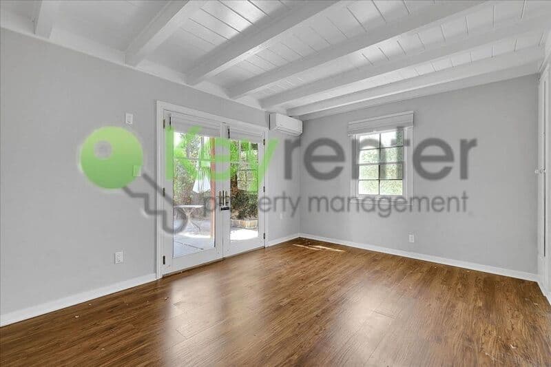 Sacramento House: 2169 Perkins Way